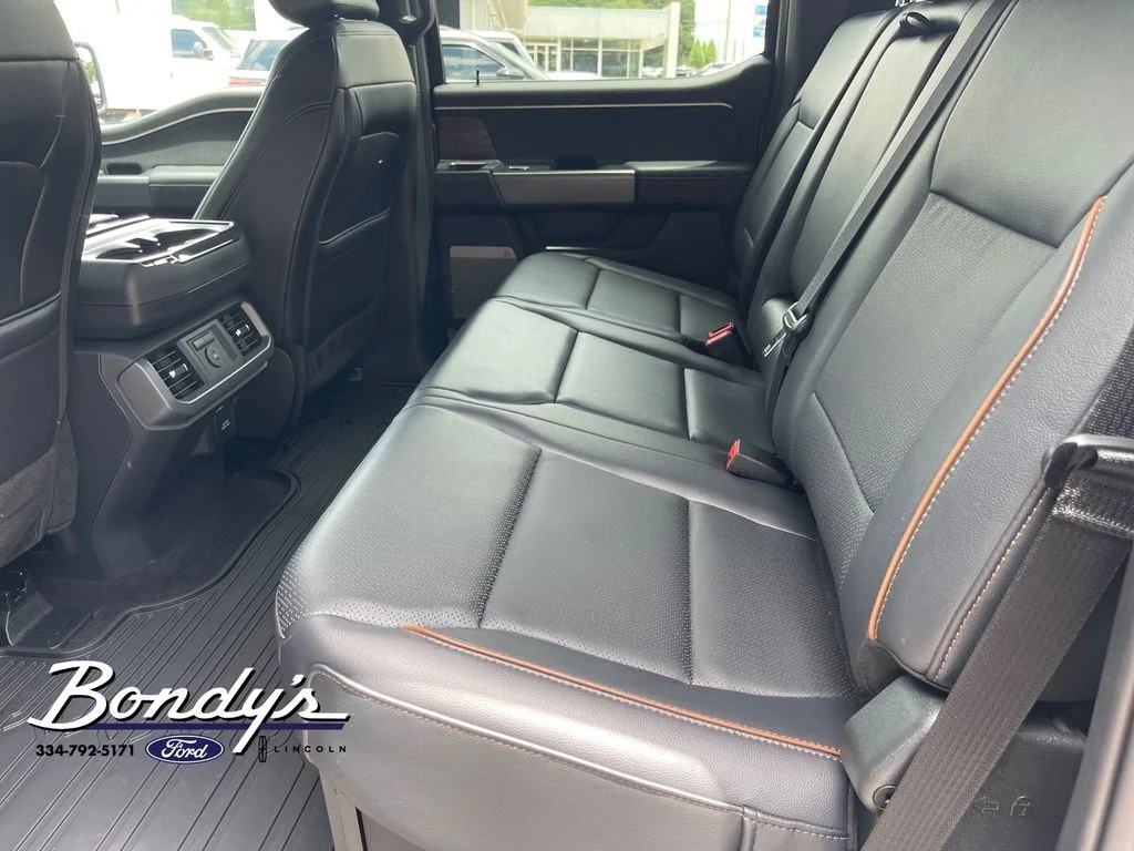 Used 2025 Gray Metallic Ford Lariat image 11