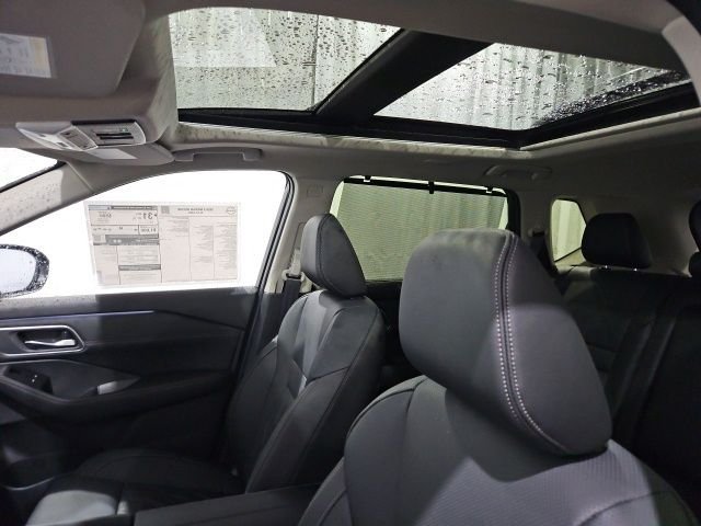 2026 Nissan Rogue Platinum - Photo 32