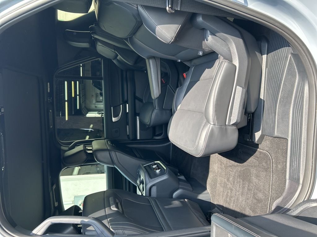 Used 2025 Gray Ford Platinum image 17