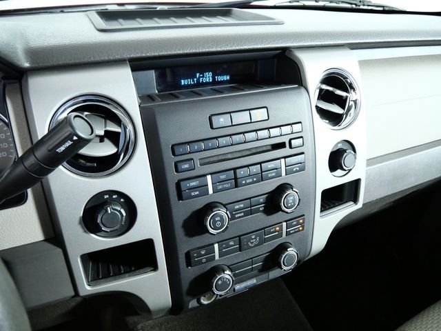 Used 2009  Ford XL image 21