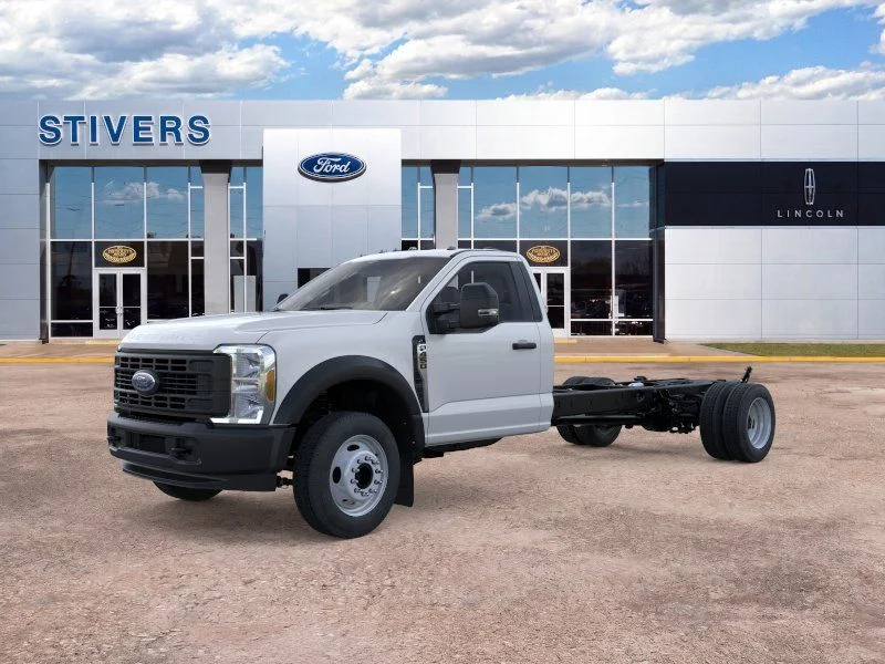 New 2025 Oxford White Ford XL image 2