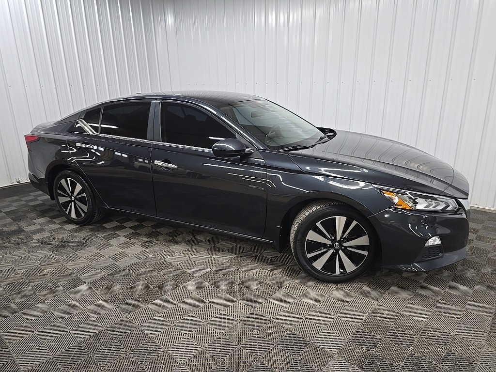 2022 Nissan Altima SV