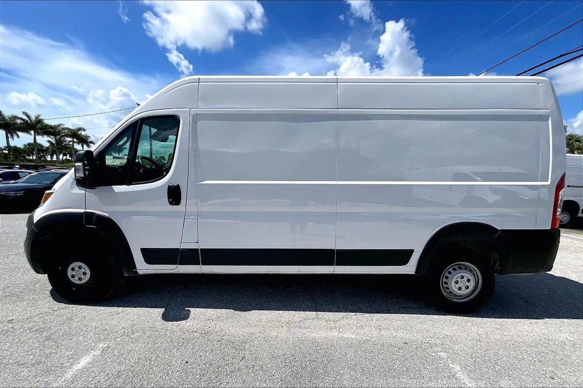 Used 2025  Ram Cargo Van Tradesman High Roof 159" WB w/Pass Seat image 18
