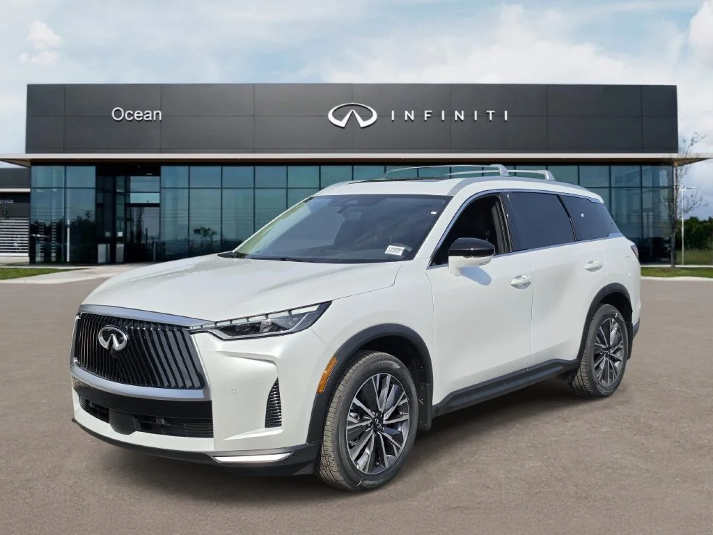 New 2027 RADIANT WHITE INFINITI Luxe AWD image 1