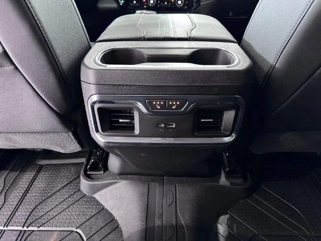 2023 Chevrolet Silverado 1500 High Country - Photo 30