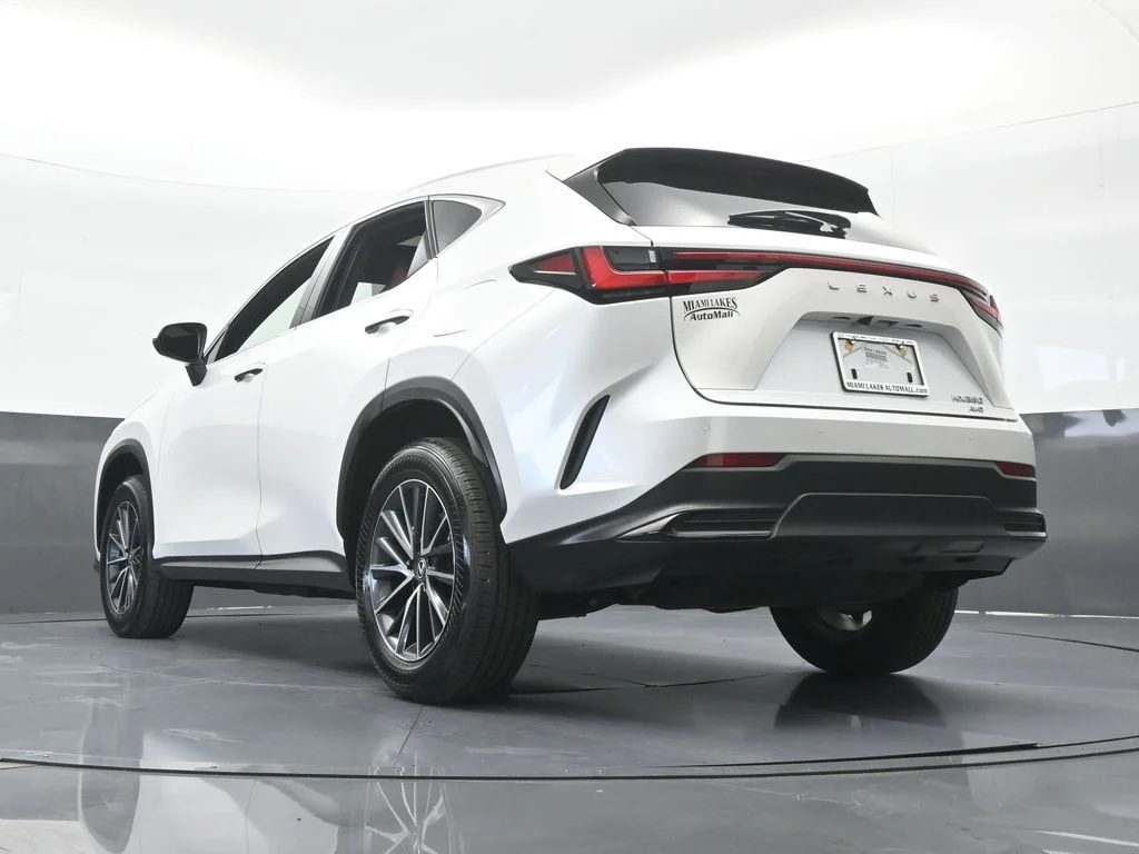 Used 2025 White Pearl Lexus 350 Premium image 60