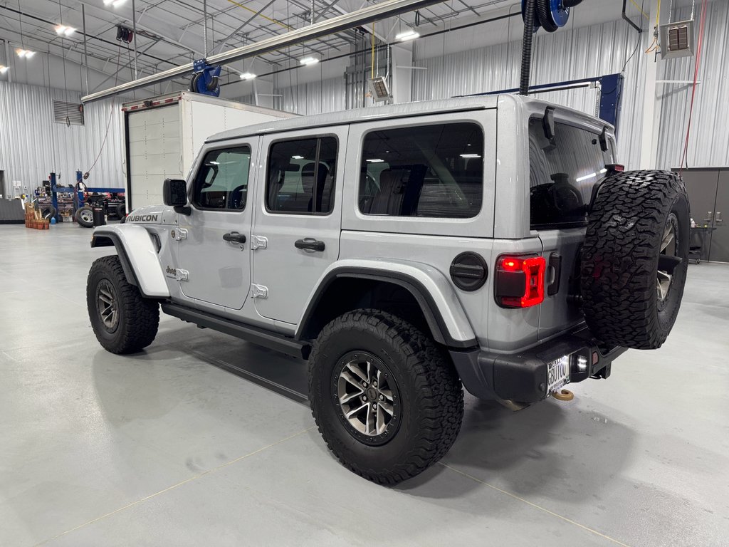 Used 2024 Silver Zynith Clearcoat Jeep Rubicon 392 image 11