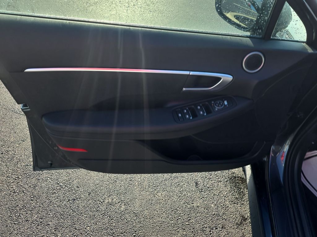 New 2026 Gray Hyundai SE image 13