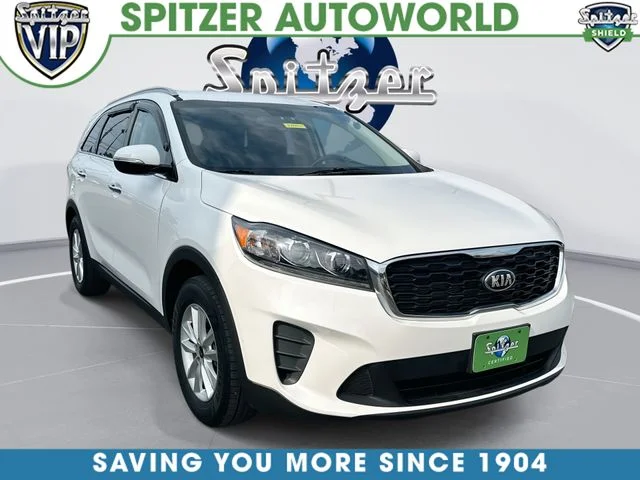Used 2019 White Kia LX image 1