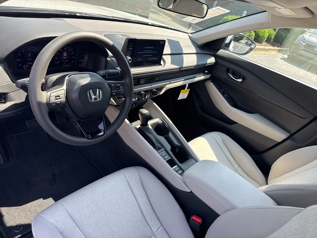 New 2026 Platinum White Pearl Honda LX image 20
