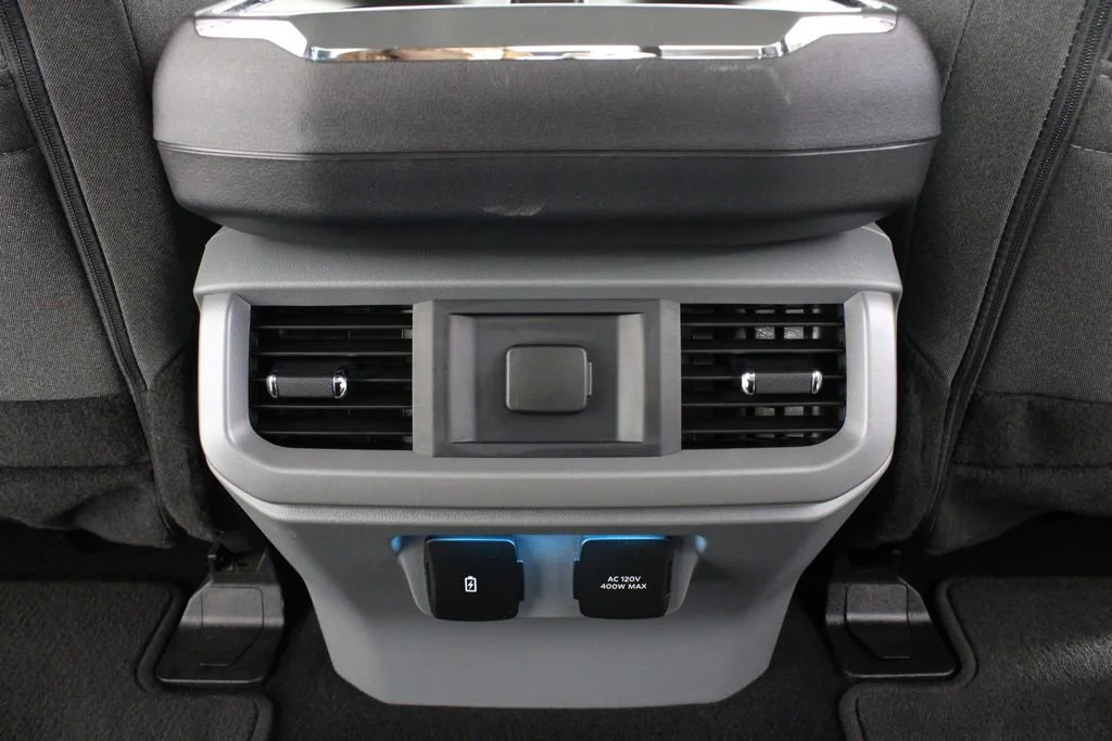 Used 2024 Gray Ford XLT image 14