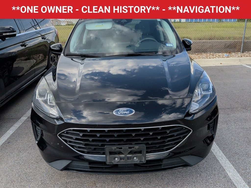 Used 2021 Ford Escape SE with VIN 1FMCU0BZXMUA08890 for sale in Navasota, TX