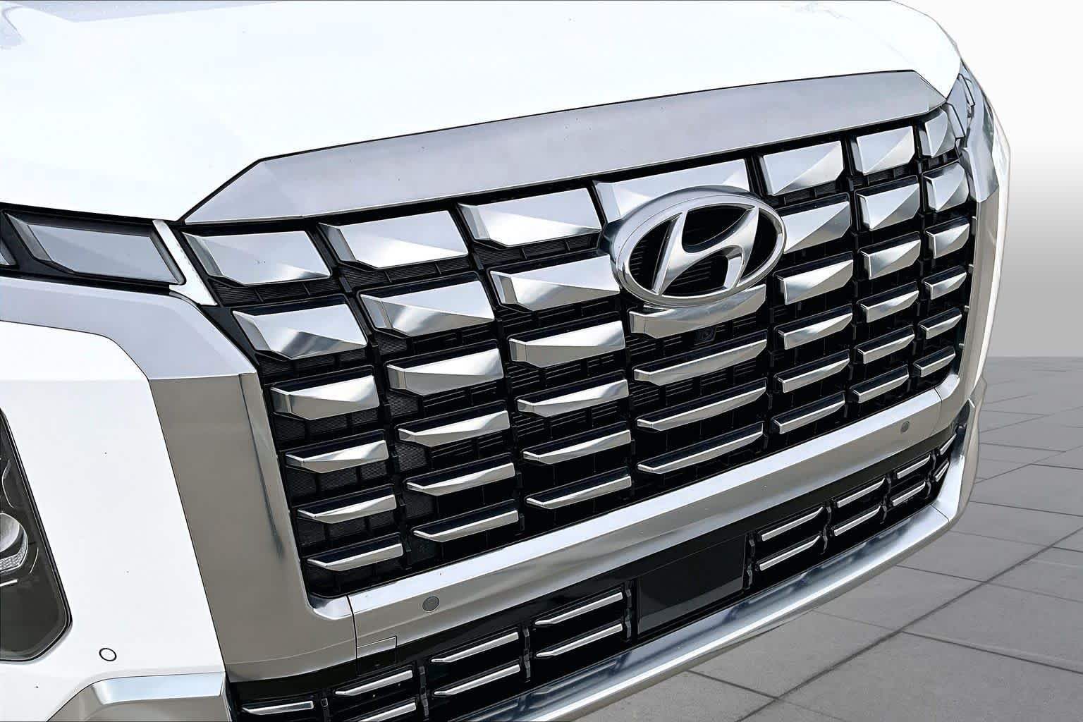 Certified Used 2023 Hyper White Hyundai Calligraphy image 30
