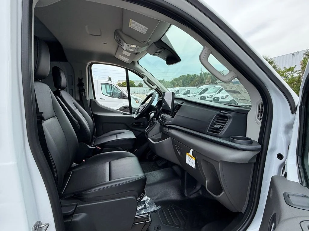New 2026 Oxford White Ford Cargo Van image 8