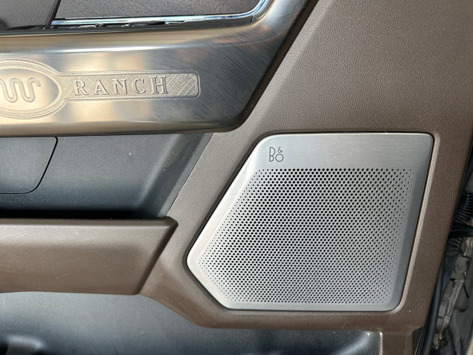 Used 2022 Stone Gray Metallic Ford King Ranch image 28