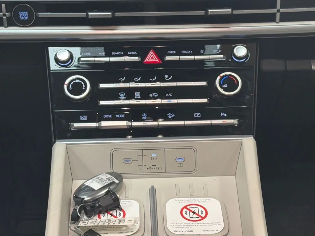 New 2027 Serenity White Hyundai SE image 17