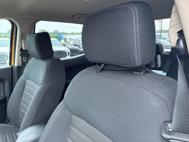 Used 2021 Orange Ford XLT image 6
