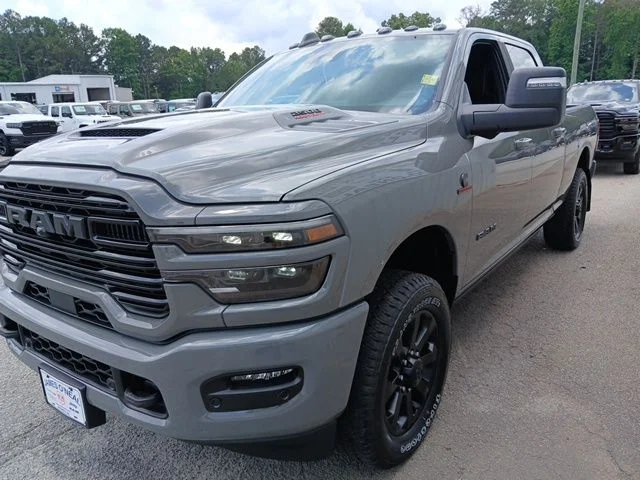 New 2026 Ceramic Gray Clear-Coat Exterior Paint RAM Laramie image 15