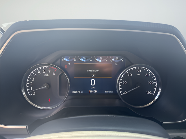 Used 2023 Black Ford XLT image 12
