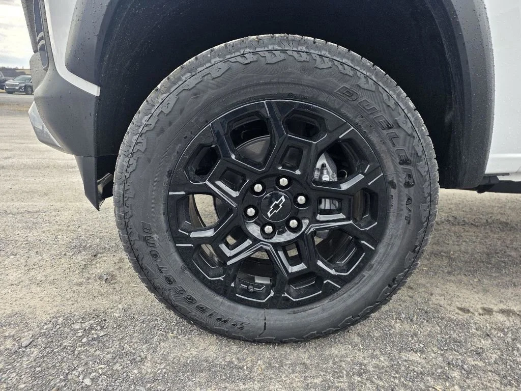 2026 Chevrolet Colorado Trail Boss - Photo 18