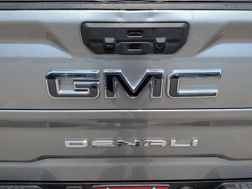 Used 2024 Silver GMC Denali Ultimate image 50