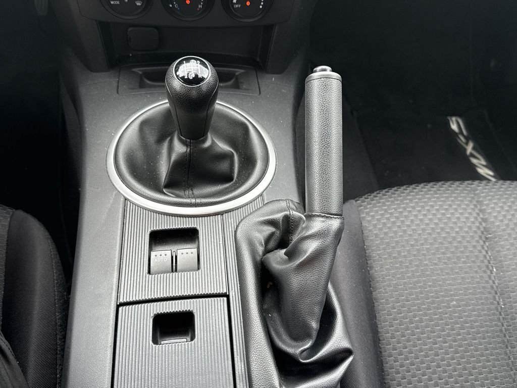 Used 2006 Red Mazda Base image 18