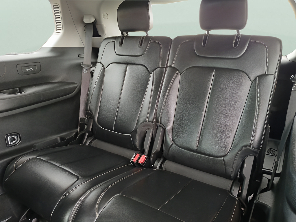 Used 2021 Gray Jeep Limited image 29