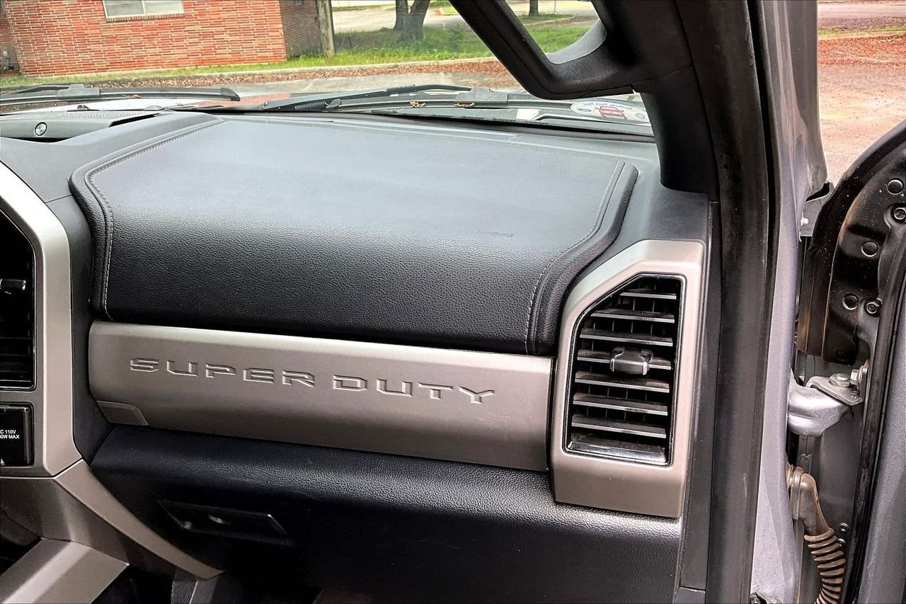 Used 2022 Silver Ford Lariat image 20