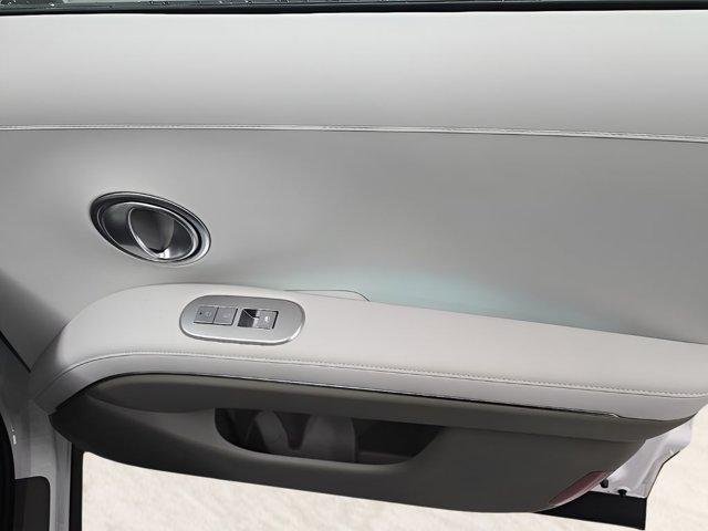 New 2026 White Hyundai SEL Premium 8P image 26