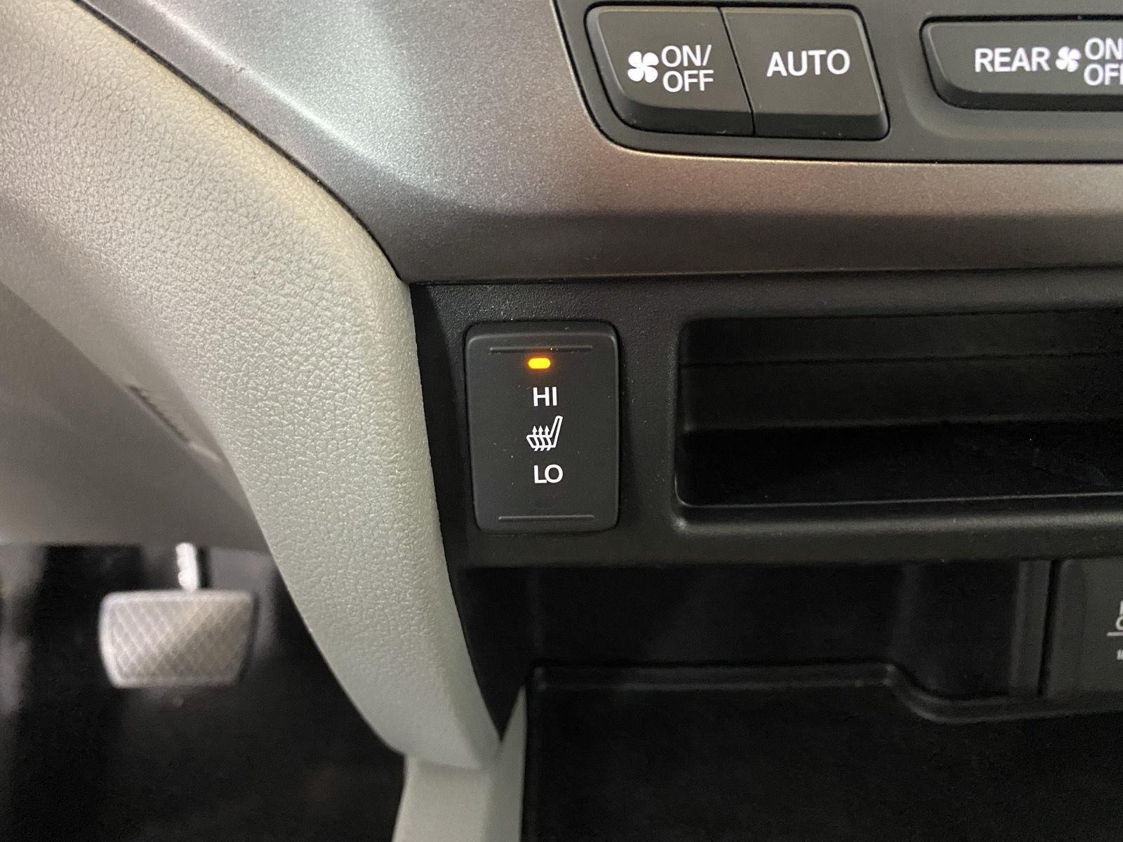 Used 2019 Forest Mist Metallic Honda RTL image 20