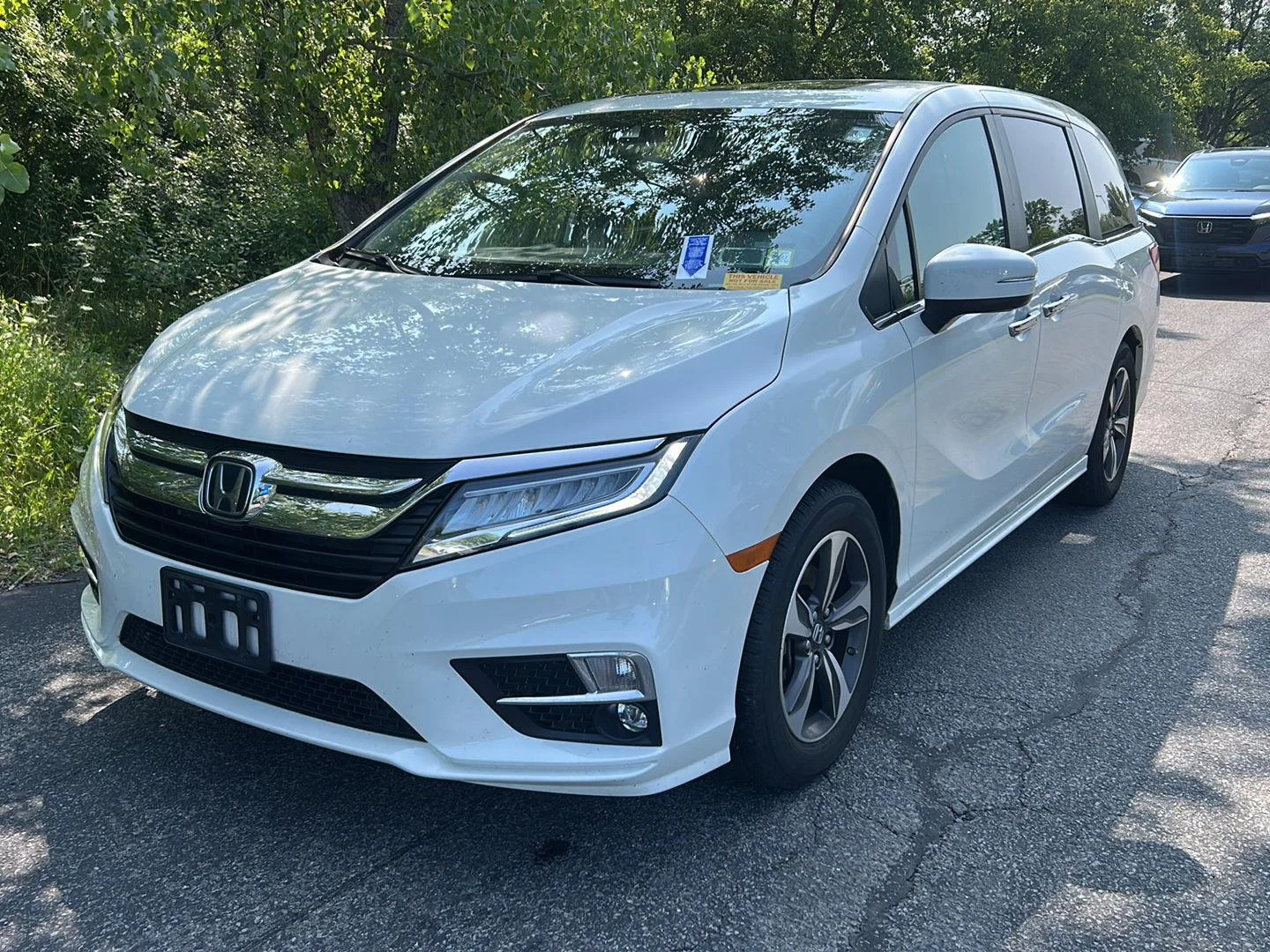 Used 2019 White Diamond Pearl Honda Touring image 3