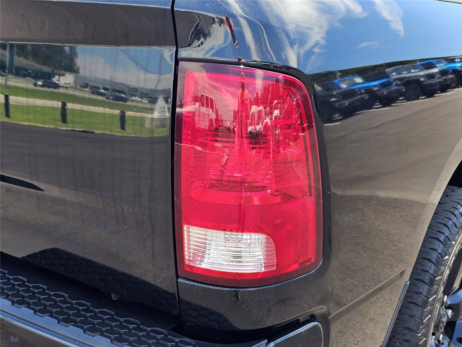 Used 2018 Black Clearcoat Ram Lone Star image 9