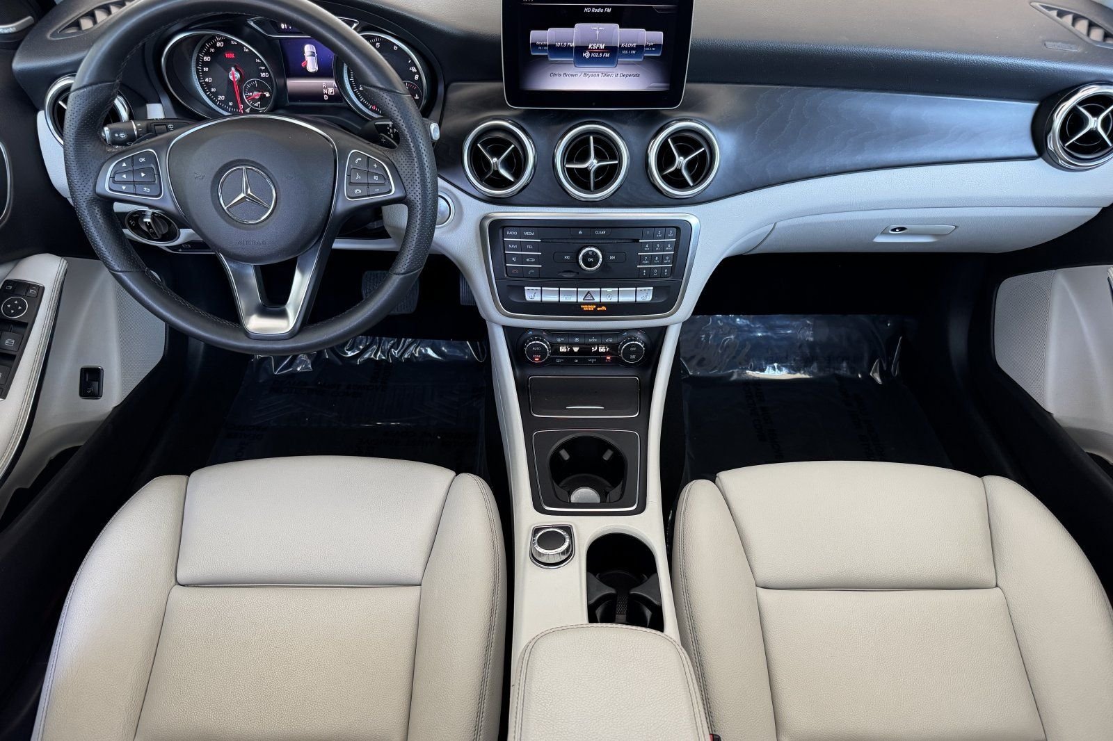 Used 2020 Iridium Silver Metallic Mercedes-Benz 250 image 3