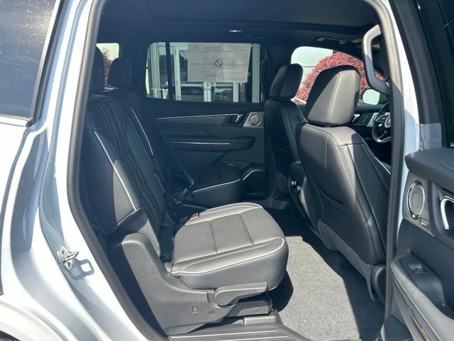 2026 Buick Enclave Avenir - Photo 13