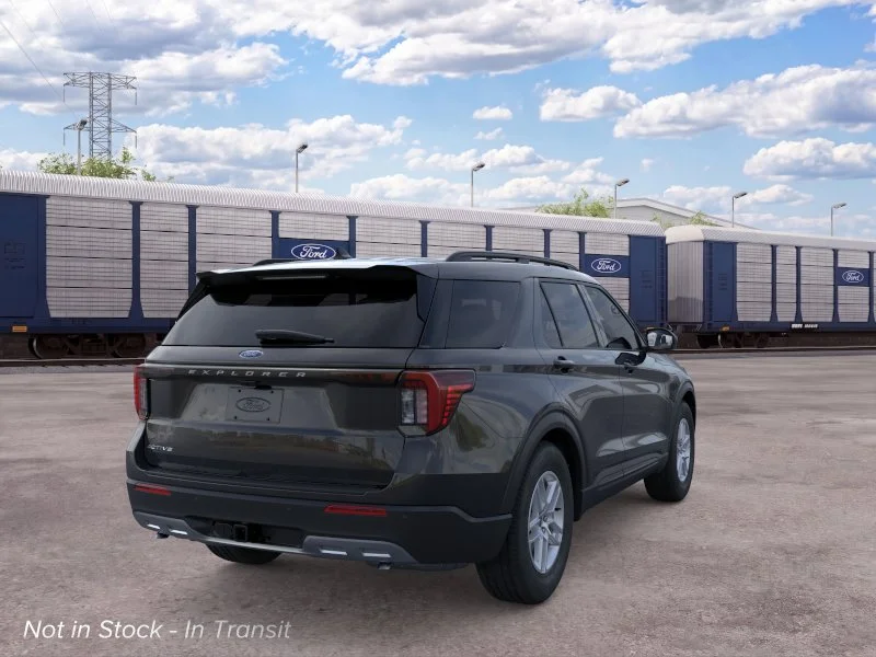 New 2026 Agate Black Metallic Ford Active image 8