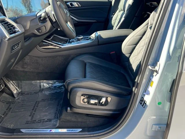 2026 BMW X7 40i - Photo 19