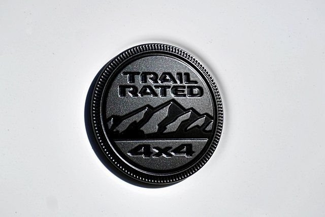 New 2026 Bright White Clear-Coat Exterior Paint Jeep Sport S image 12