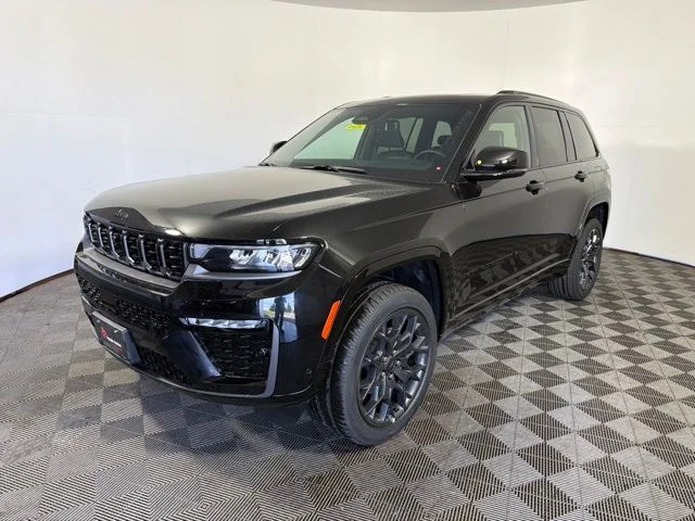 New 2026 Black Jeep Summit image 5