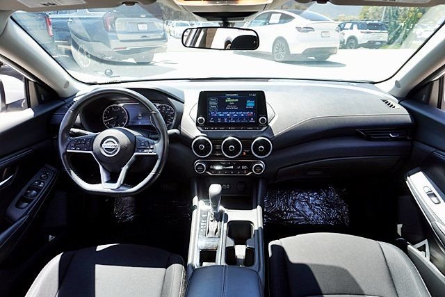Used 2023 White Nissan SV image 25