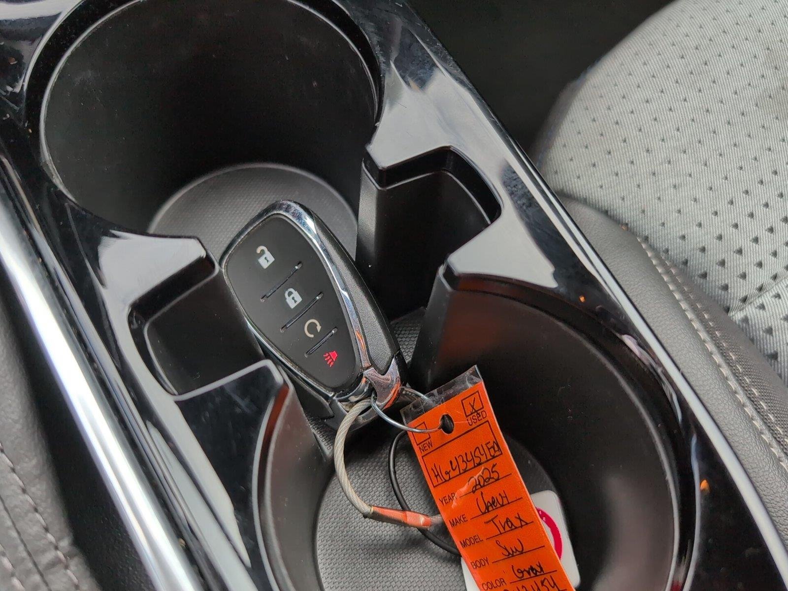 Used 2025 Sterling Gray Metallic Chevrolet LT image 21