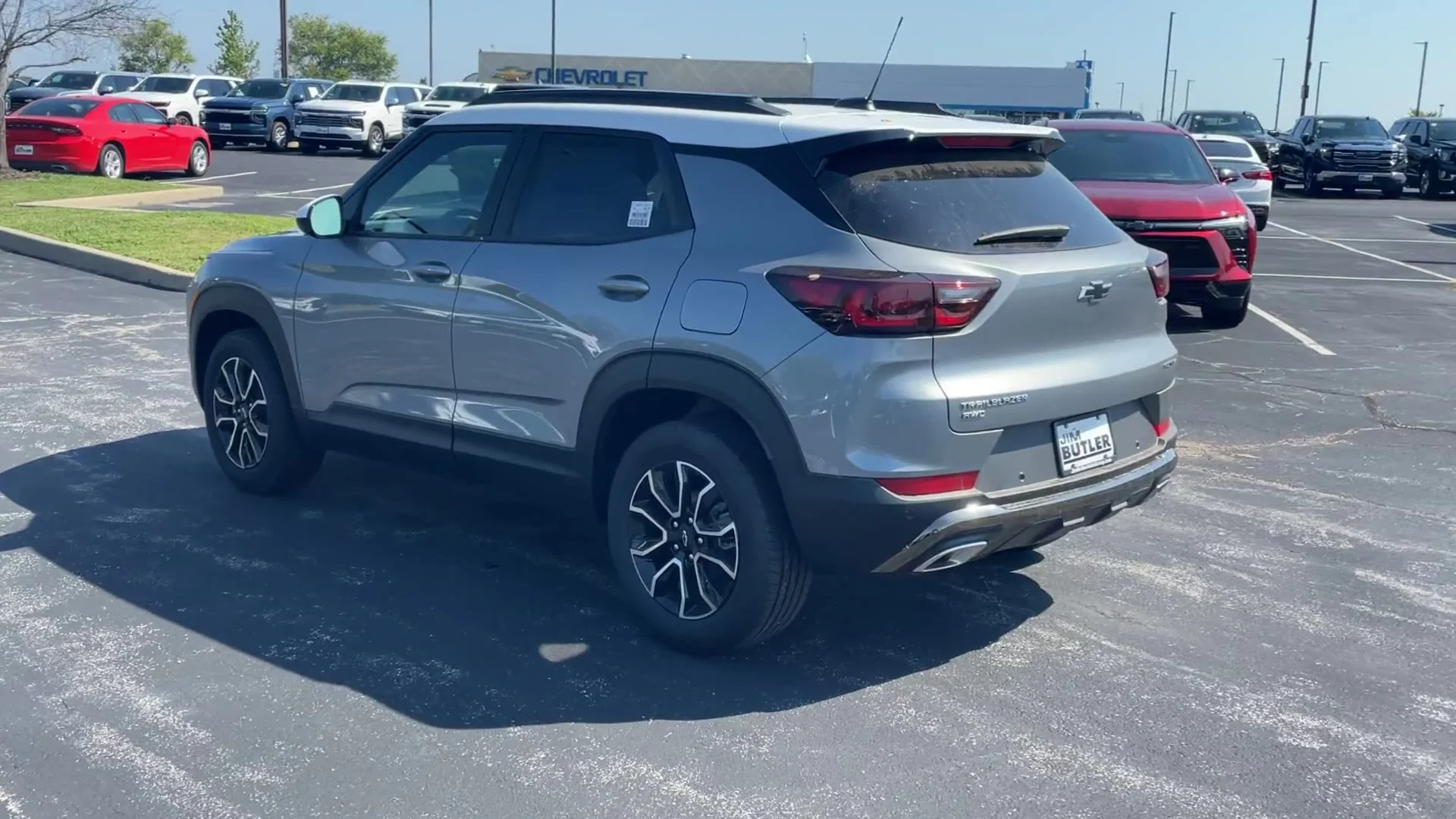 New 2026 Sterling Gray Metallic Chevrolet ACTIV image 30