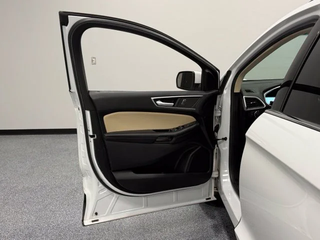 Used 2015 White Ford SEL image 9