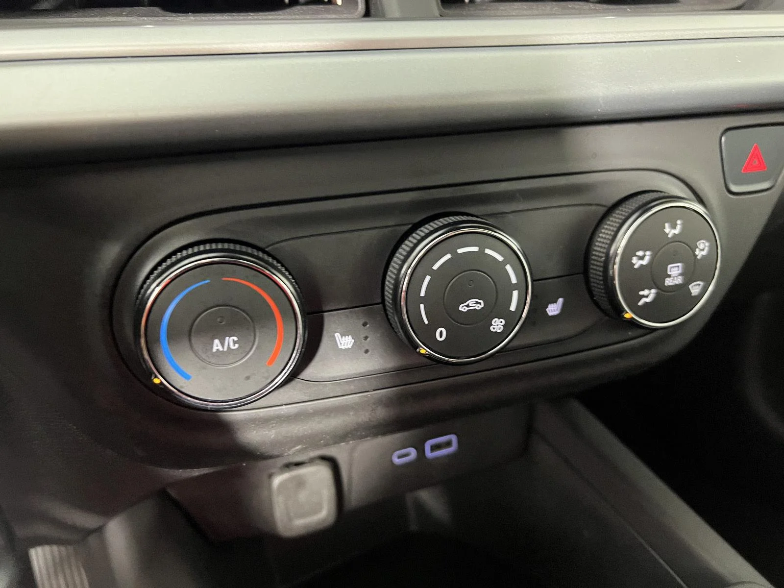 Used 2024 Fountain Blue Chevrolet 1RS image 7