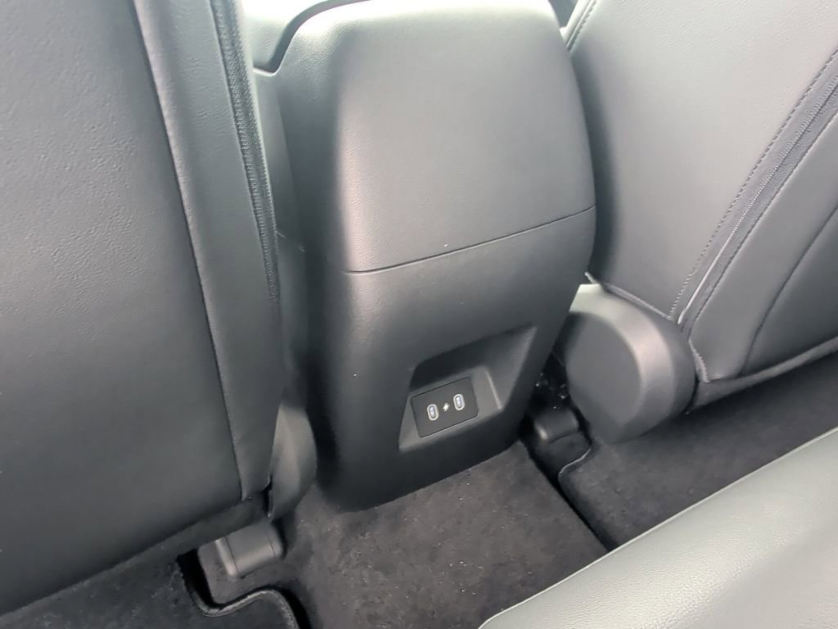 New 2026 Hampton Gray Hyundai SEL image 45