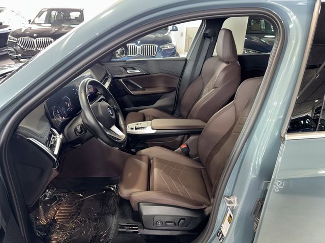 Certified Used 2025 Cape York Green Metallic BMW xDrive28i image 19