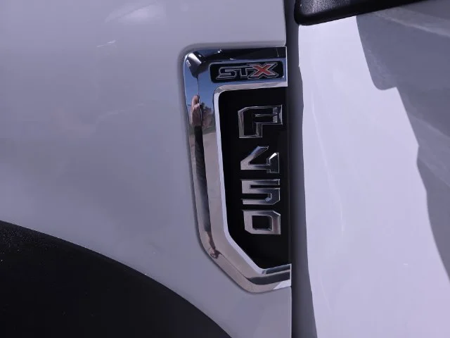 Used 2020 White Ford XL image 33