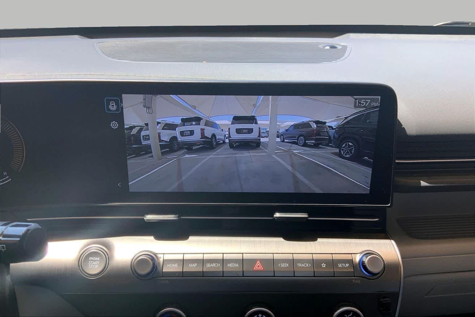 2025 Hyundai Kona SE - Photo 28