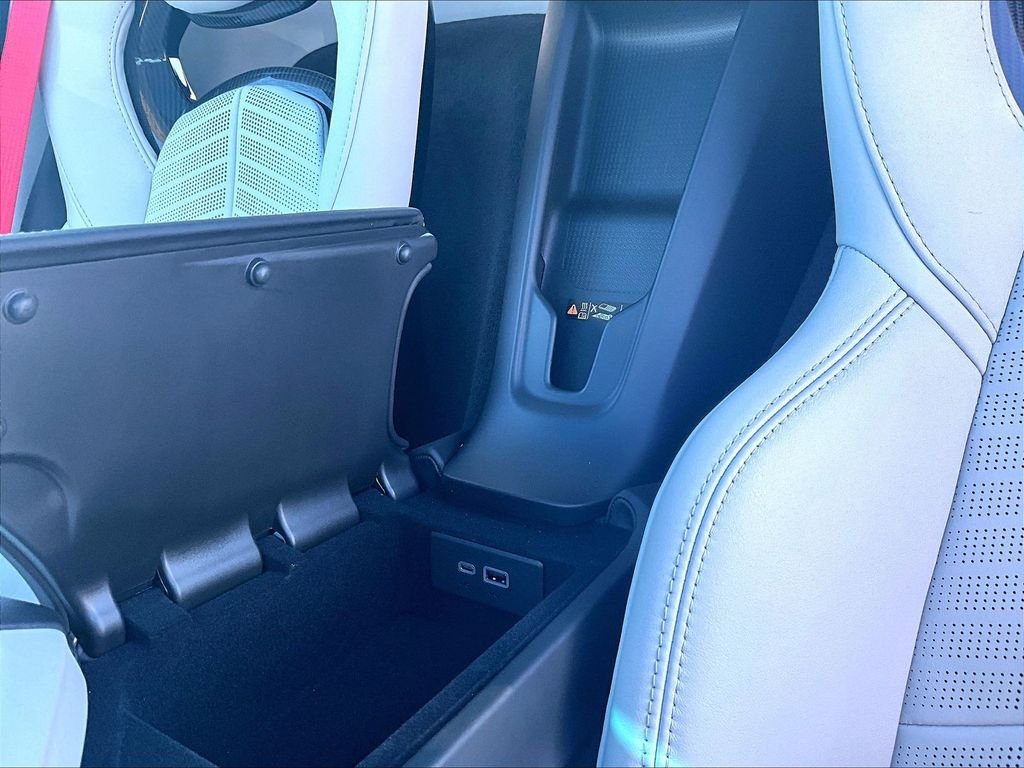 Used 2024 Blue Chevrolet Z06 image 27