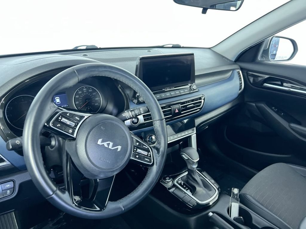 Used 2022 Gray Kia S image 23