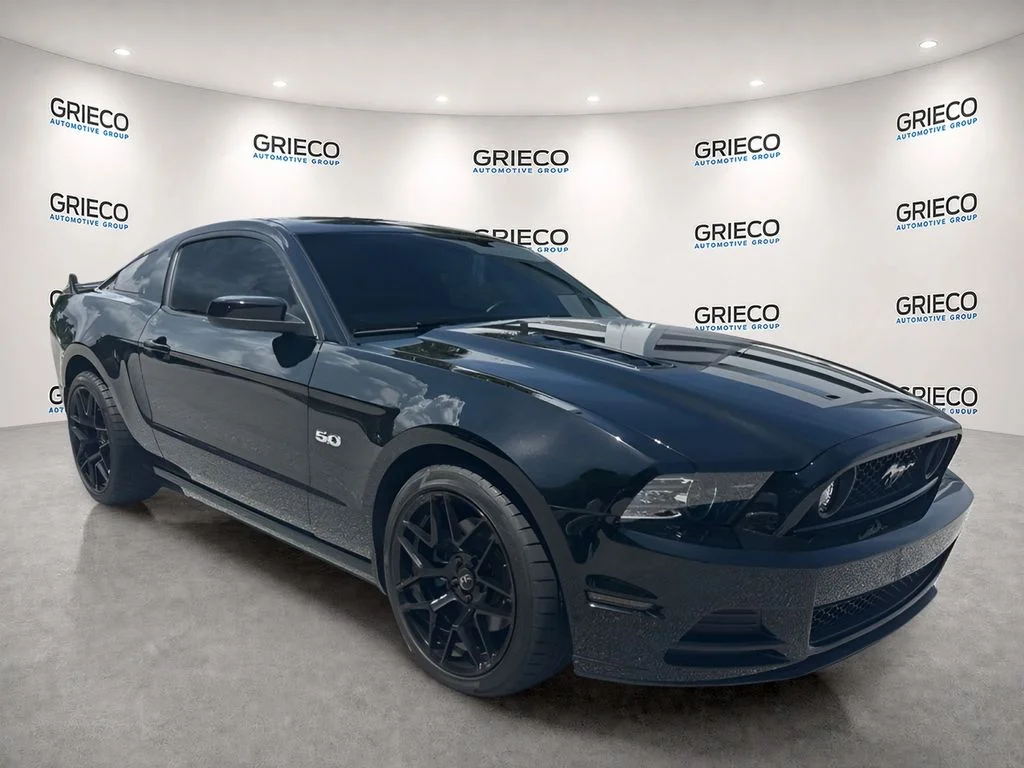 Used 2014 Black Ford GT Premium image 1